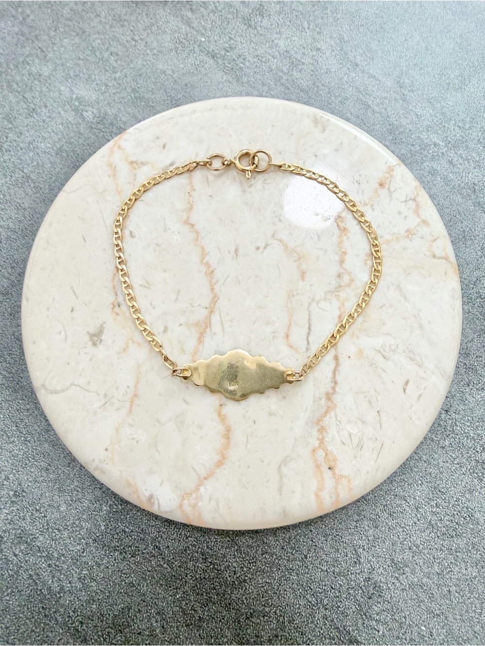 Vintage 10K Yellow Gold Engravable Scalloped Cloud ID Link Chain Bracelet 2.10g - Picture 3 of 5